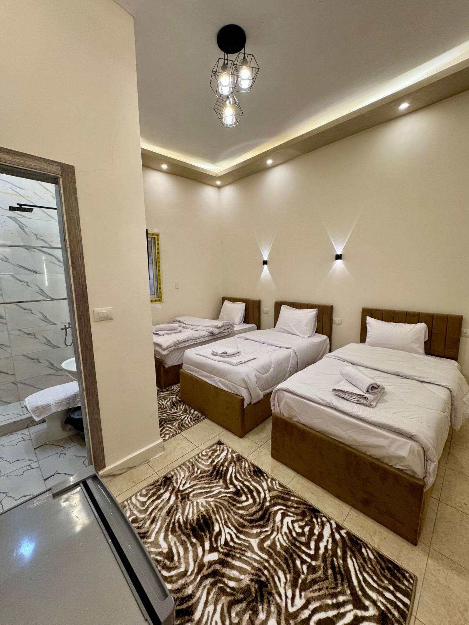 Hur Pyramids Land Inn Kafret el-Gabal Exterior foto